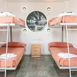 Hostel Inturjoven *
