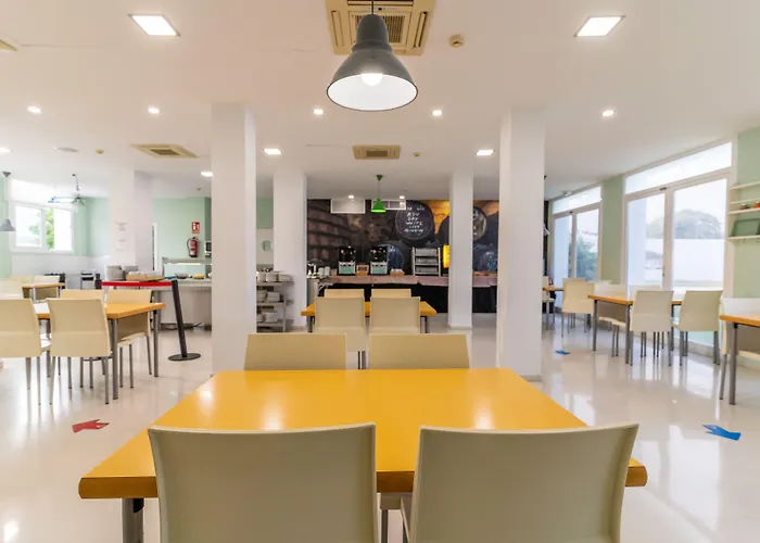 旅馆 阿尔伯格英特芬赫雷斯德拉弗龙特拉酒店