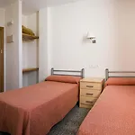 阿尔伯格英特芬赫雷斯德拉弗龙特拉酒店 旅馆 *