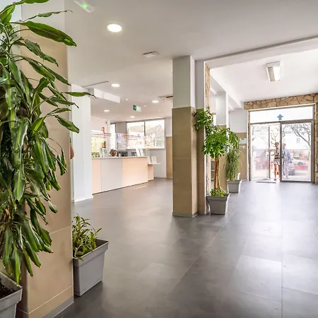 Vandrarhem Inturjoven *